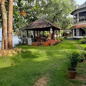 Homestay Lovedale Lakeside